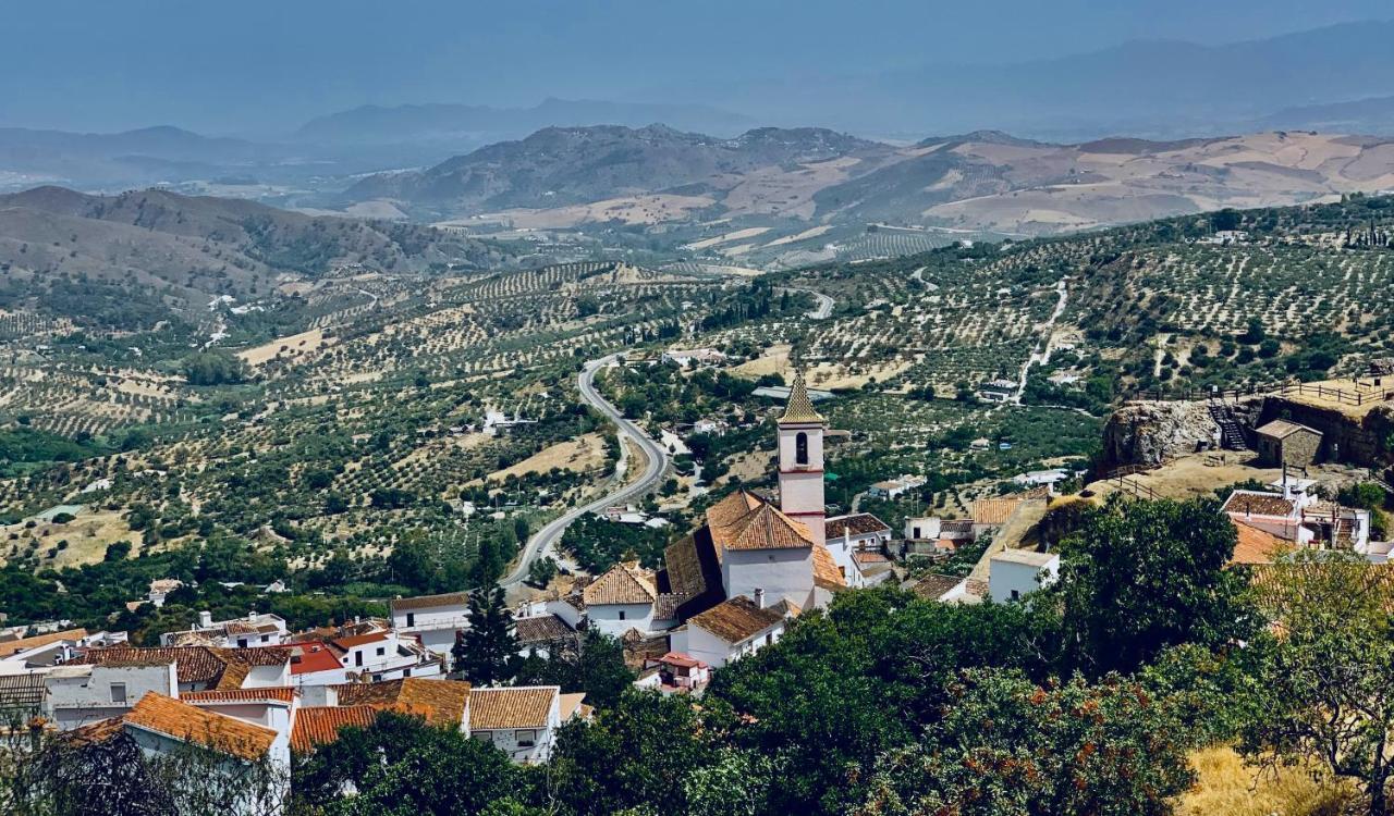 Spacious Villa With Exceptional Views In Malaga Casarabonela Luaran gambar