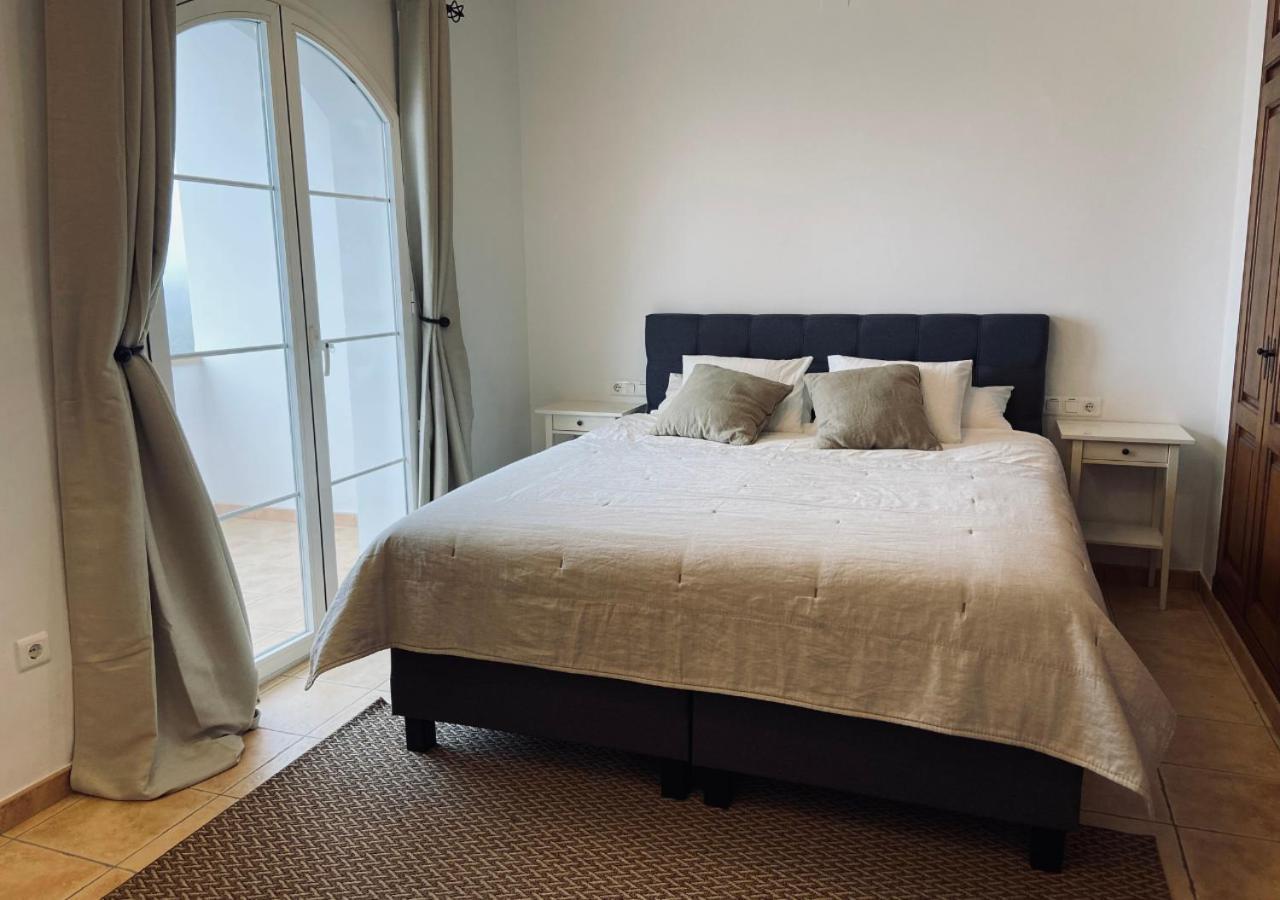 Spacious Villa With Exceptional Views In Malaga Casarabonela Luaran gambar