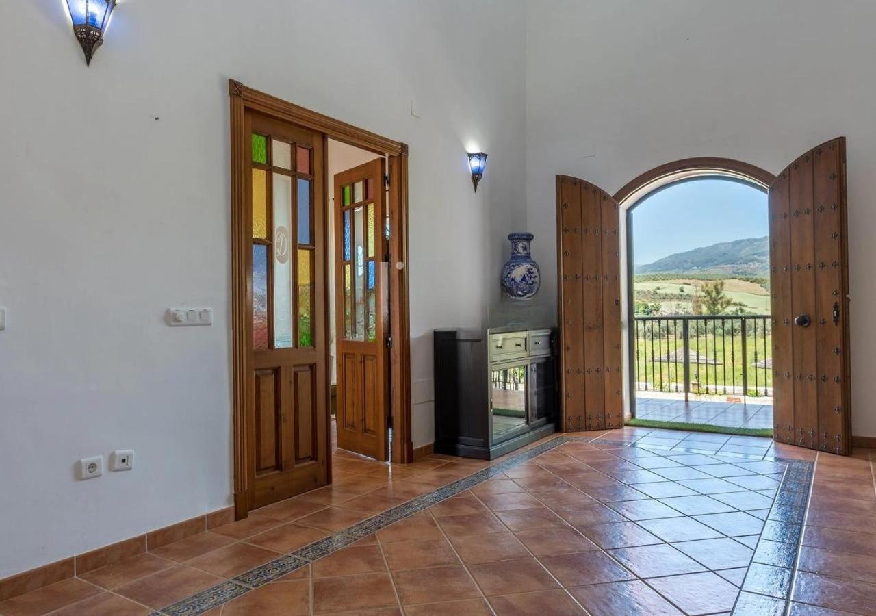 Spacious Villa With Exceptional Views In Malaga Casarabonela Luaran gambar