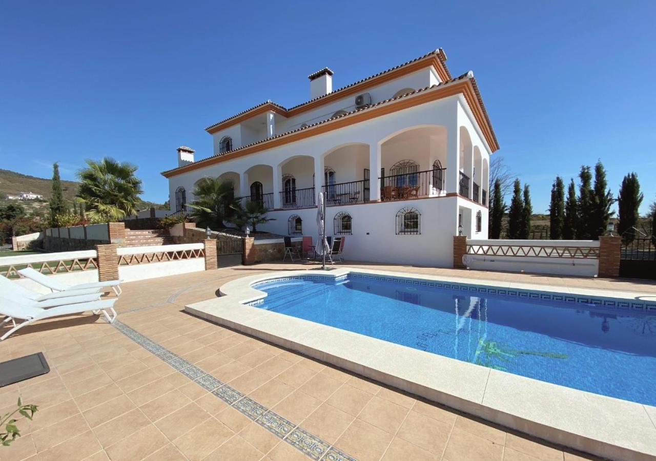 Spacious Villa With Exceptional Views In Malaga Casarabonela Luaran gambar